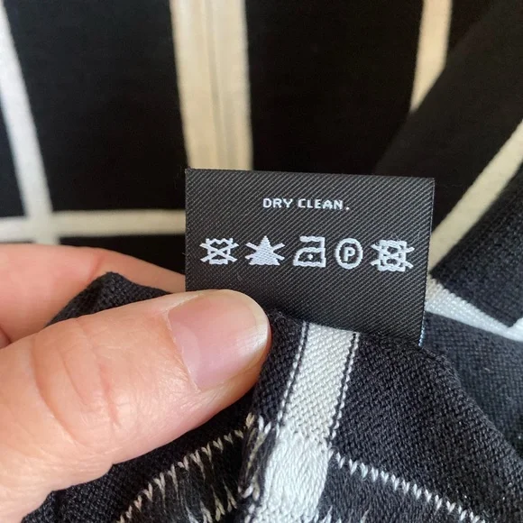 Carlisle like new cardigan zip front sweater - Picture 5 of 5